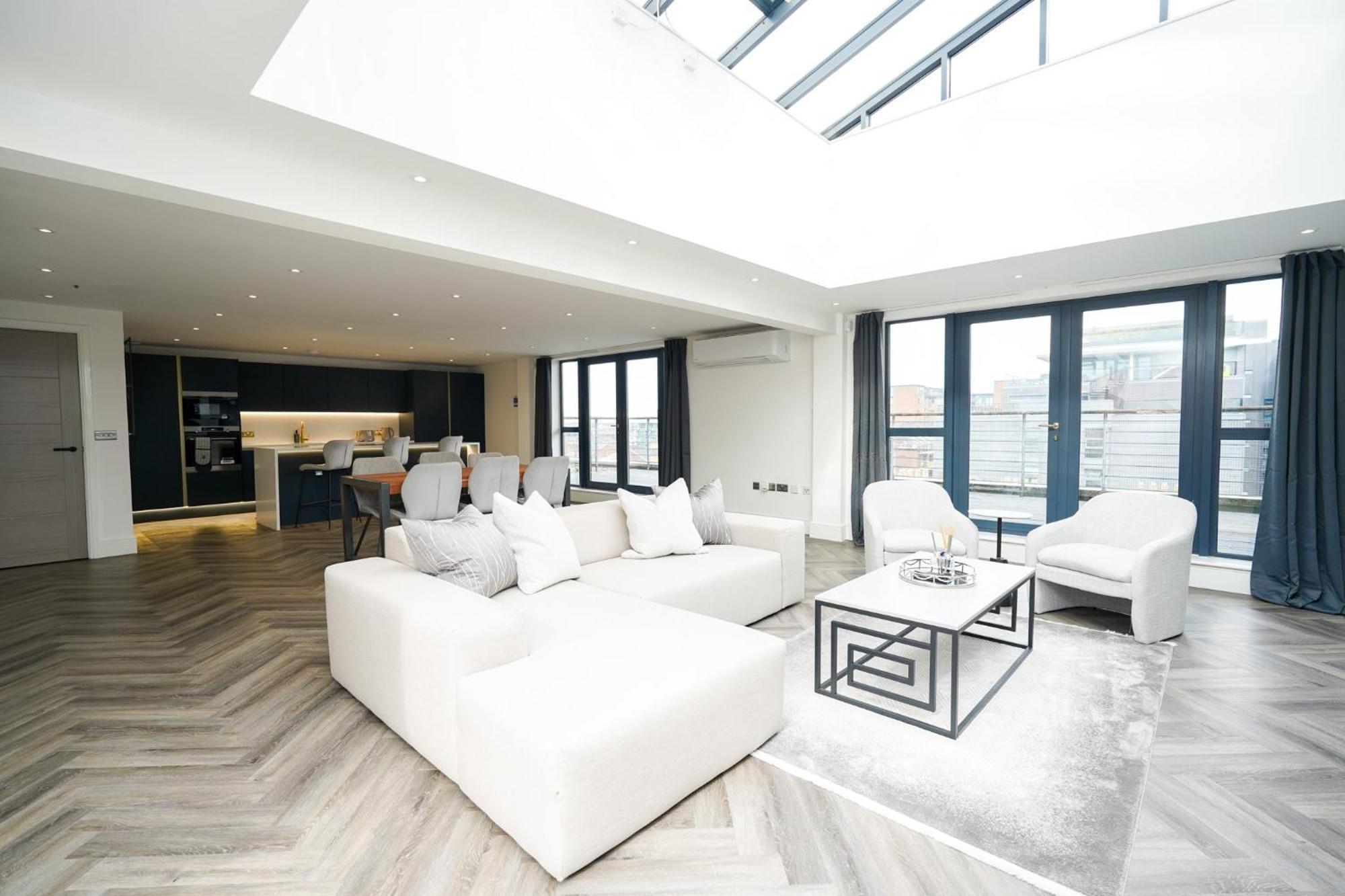 Luxury Two Bedroom City Centre Penthouse Liverpool Exterior foto